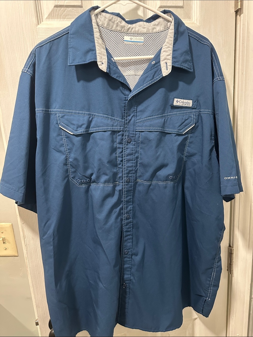 Columbia Blue Short-Sleeve Omni-Tech Fishing Shirt